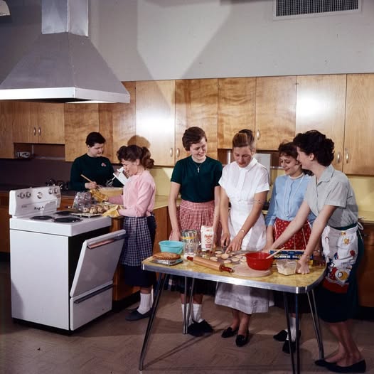 Parents Want Home Economics To Be Taught In Schools Again To Teach Kids Basic Life Skills