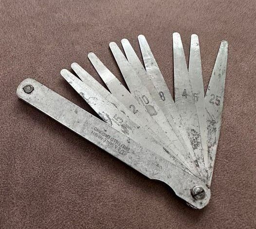 The Feeler Gauge Tool: A Vintage Marvel of Precision Measurement